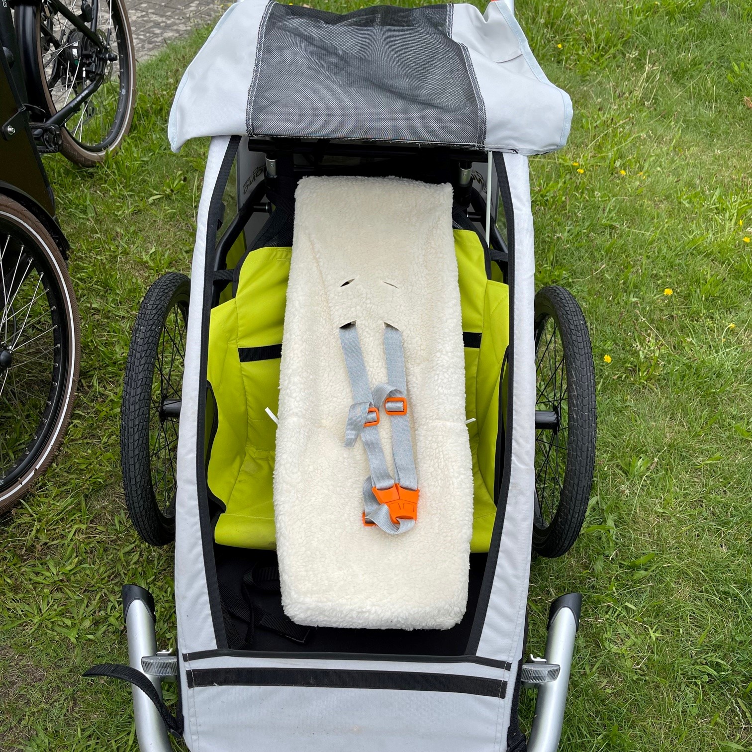 Bike Stadl Fahrradvermietung Weber Kinderschale Anhänger Lausitzer Seenland Senftenberg See Großkoschen