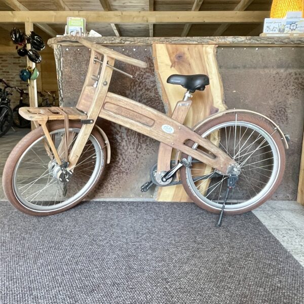 Bike Stadl E-Bike Fahrradvermietung Holzfahrrad Lausitzer Seenland Senftenberger See Großkoschen