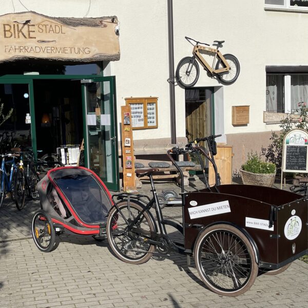 Bike Stadl Fahrradvermietung E-Cargo Lastenrad mit Kindersitz Senftenberger See Großkoschen Dorfplatz 40